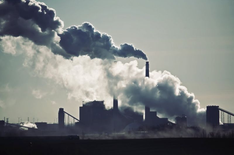 penyebab pencemaran udara asap pabrik