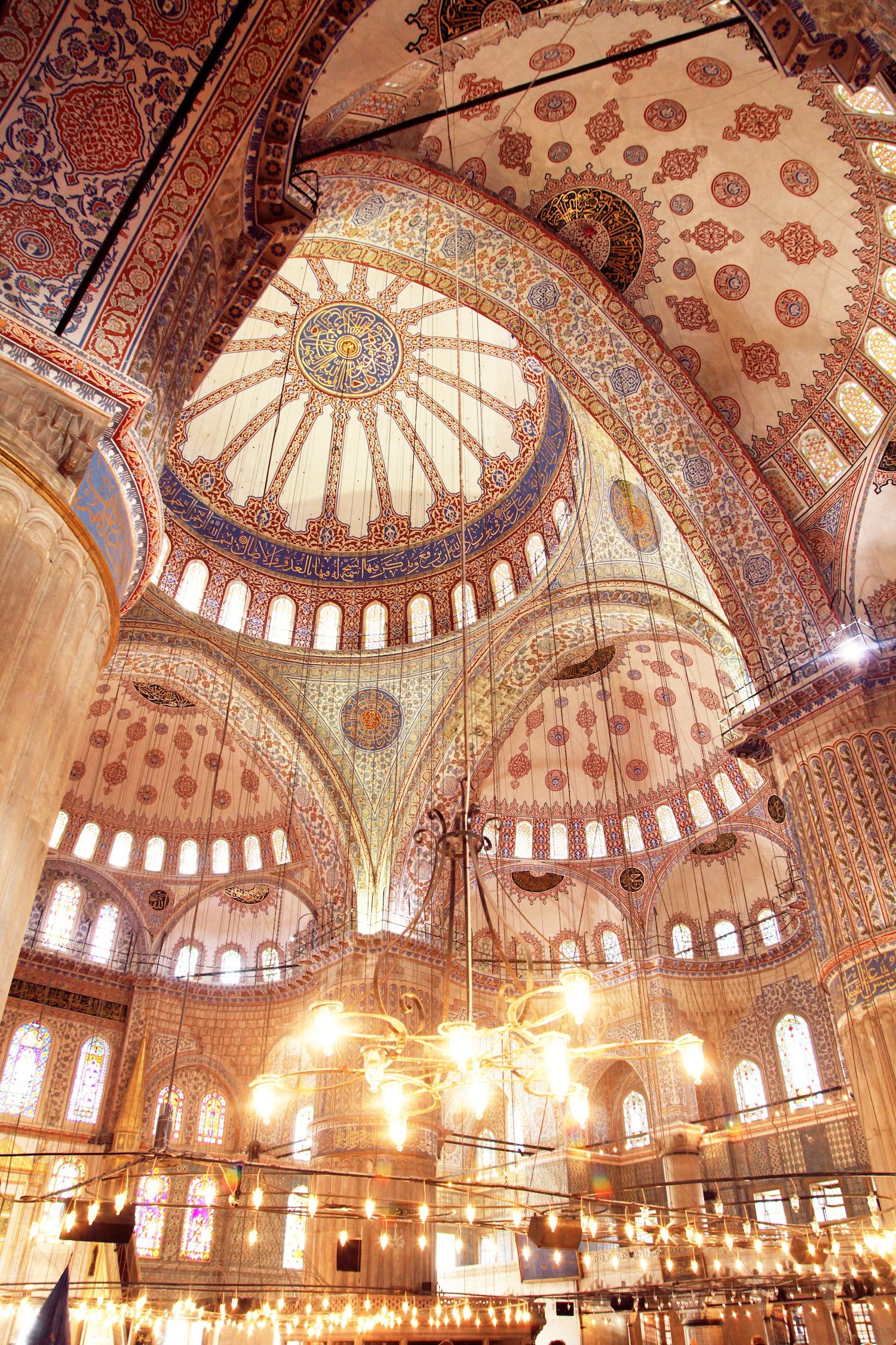 dalam masjid biru turki
