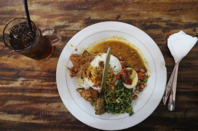Nasi Campur Ayam Kuliner Bali