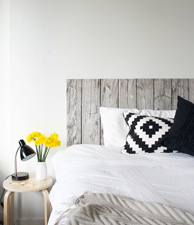 desain kamar tidur mewah dengan headboard kayu