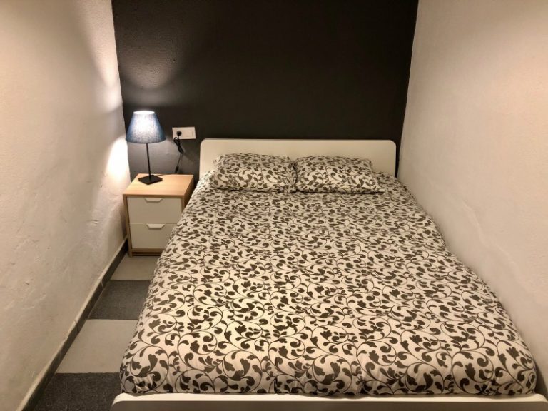 27 Desain Kamar Tidur Sempit yang Sederhana dan Minimalis